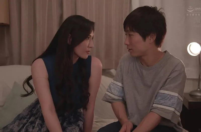 Anh xã lạnh nhạt, Cô vợ uống rượu rồi địt nhau với cậu học sinh trẻ